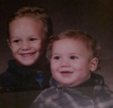 Childhood picture of Bryce Campbell with his brother.